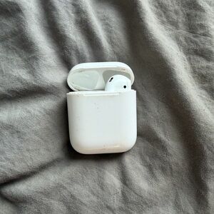 Apple AirPods